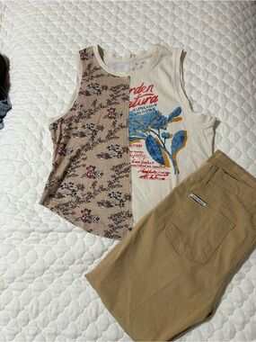 Pilcro Split Floral & Graphic Tank Top - Cream & Tan